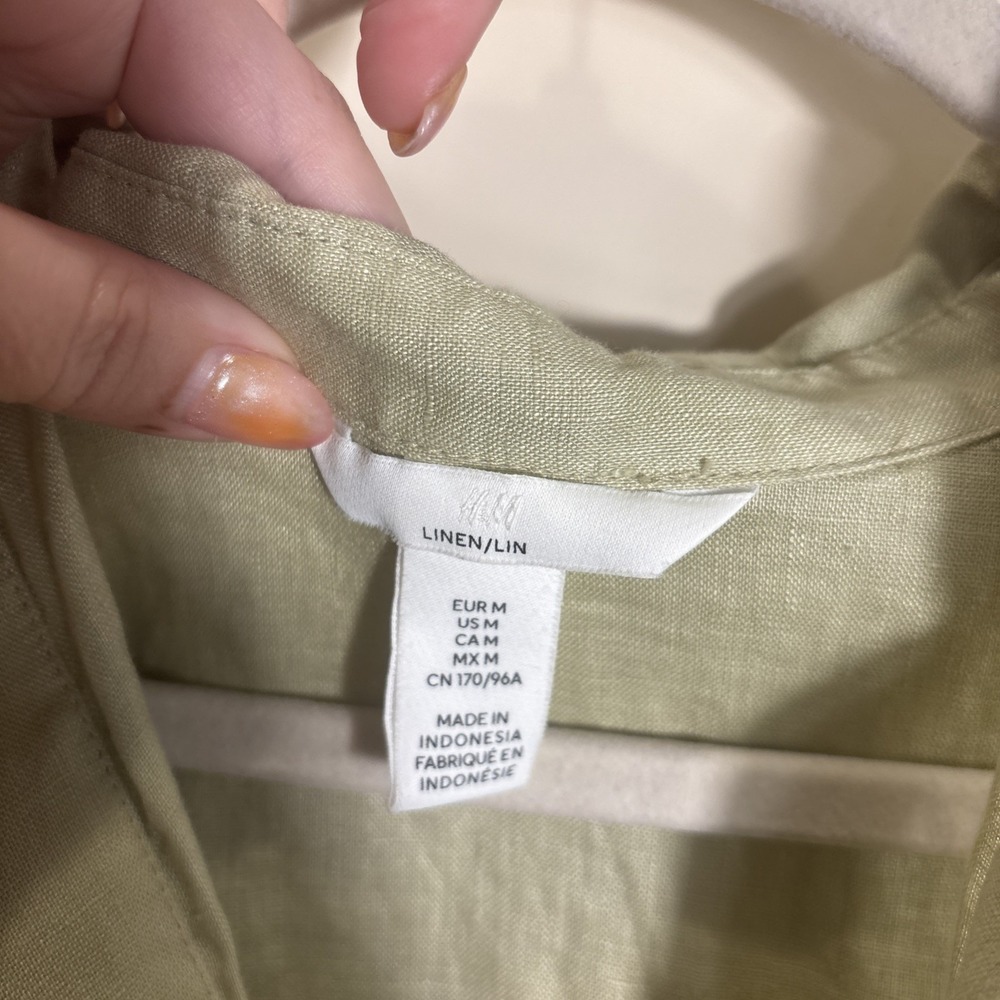 H&M Linen Shirt Sage Women Size Medium Button Front Short Sleeve Coastal Top - Picture 2 of 6